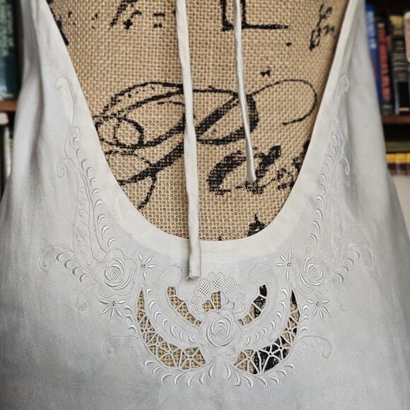 Vtg 100% Pure Silk Slip Night Gown M Ivory Lace Hand Embroidered Coquette Bridal - Picture 16 of 16